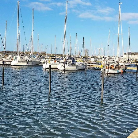 Ferienhaus Direkt An Der Marina Holiday home *